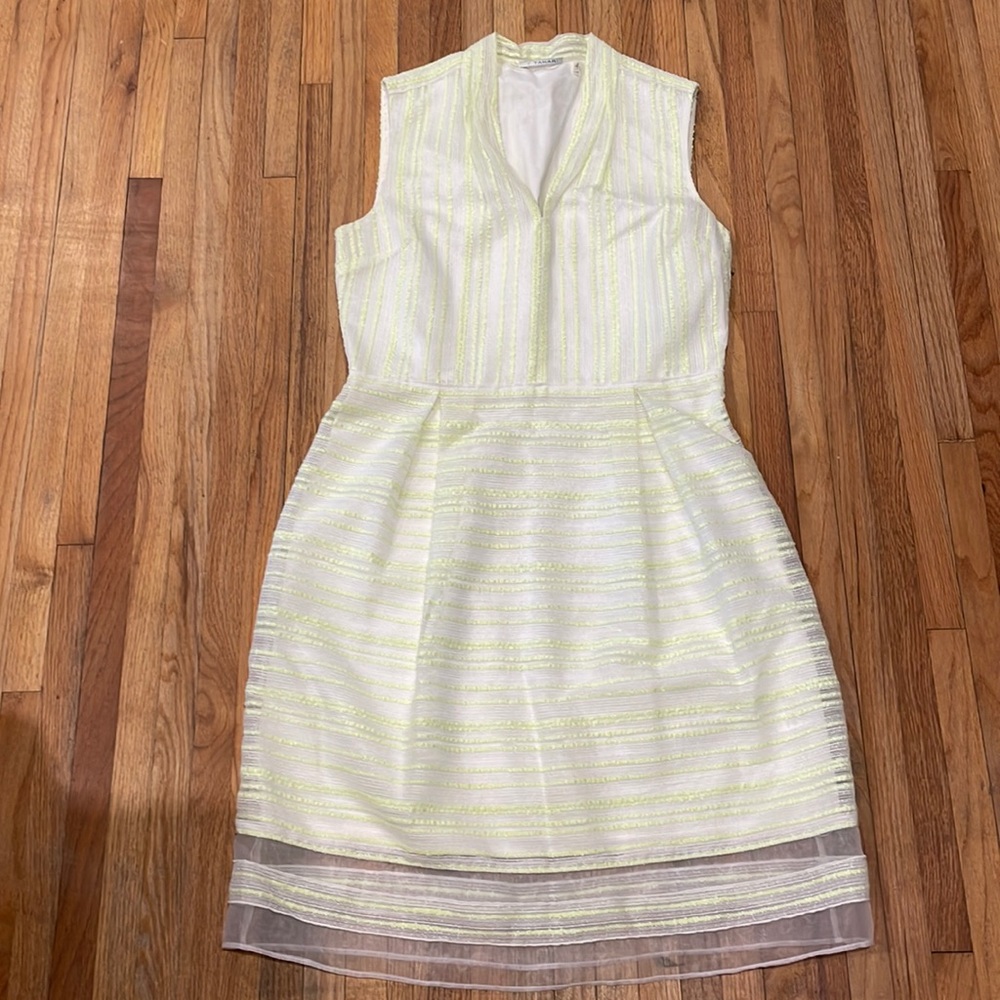 EUC Womens Tahari Dress
